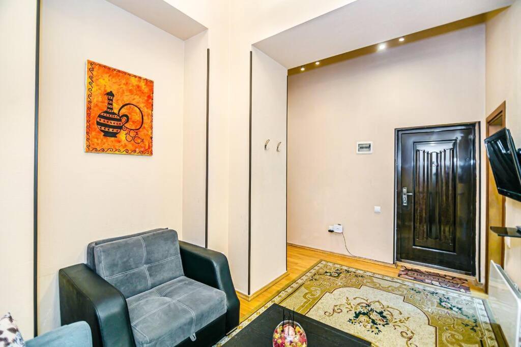 Apartment Azneft Meydani Bakú Exterior foto